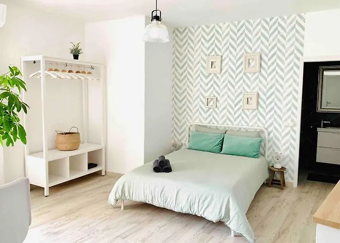 Roof Top Luxury City Center Apartment By Namaste Elite